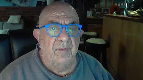 patvac online show from September 15, 11:17 pm