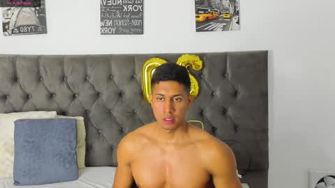 paul online show from March 10, 6:45 pm