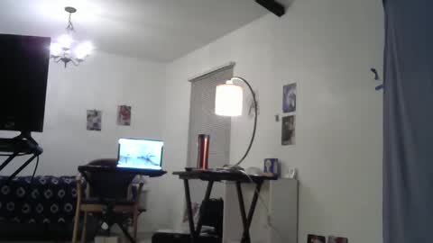 Peachestabby147 online show from October 12, 2:38 am