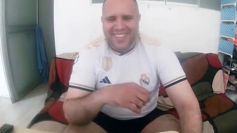 Snapshot of pedrofalfan chatting on October 5, 3:38 pm Pedro online show from October 5, 3:38 pm