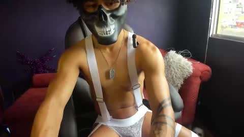 Snapshot of pendragom1224 chatting on October 27, 5:59 pm Pendragom online show from October 27, 5:59 pm
