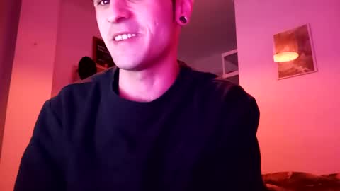 Snapshot of penesvoladores92 chatting on December 9, 12:01 am penesvoladores92 online show from December 9, 12:01 am