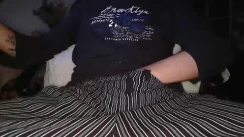 peregrintpelfox online show from January 6, 7:01 am