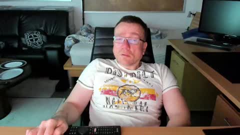 perverser_elmar online show from March 3, 4:34 am