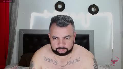 Carlos online show from November 2, 3:00 am