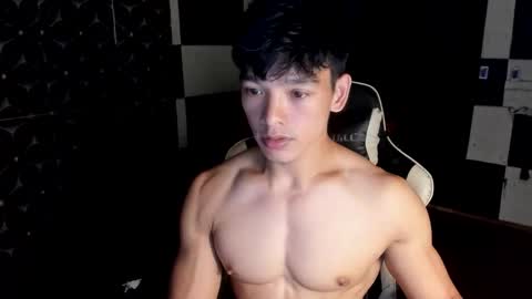 AJ online show from December 14, 10:55 am