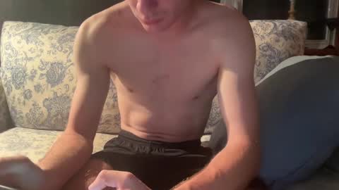 Snapshot of philipperyan18 chatting on September 19, 2:12 am Pitaylol online show from September 19, 2:12 am