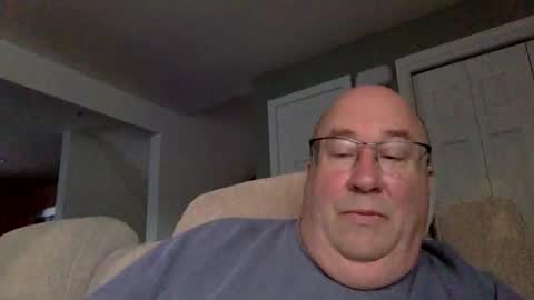 pickme11113 online show from December 12, 9:04 pm