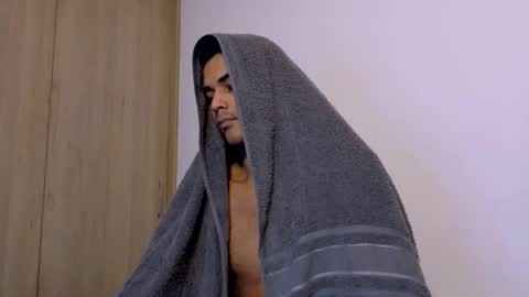 pikashuu7u7 online show from February 16, 3:48 am