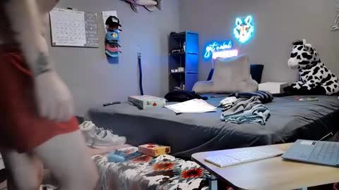 pippylongdickin online show from January 14, 6:29 am