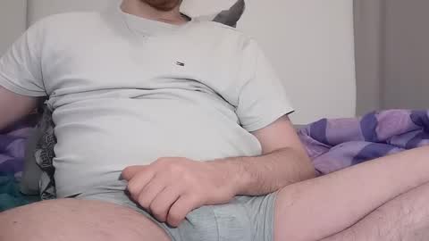 Snapshot of pladplad chatting on January 7, 8:31 pm PLADPLAS online show from January 7, 8:31 pm