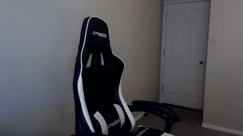 Player online show from March 8, 6:28 am