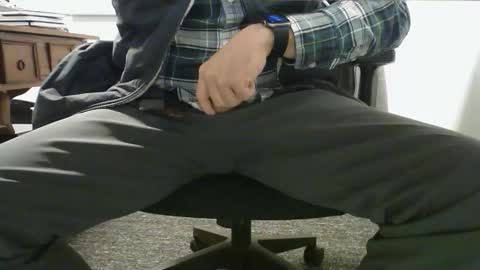 ConchilDog online show from February 6, 4:15 pm