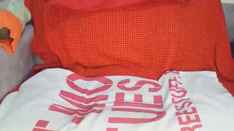 Snapshot of pretty_dollx01 chatting on October 19, 8:50 am Pretty dollx01 online show from October 19, 8:50 am