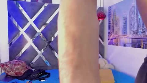 prince_arthur77 online show from February 6, 5:10 pm