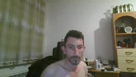 Snapshot of prosexualny chatting on December 21, 9:36 pm Mariusz online show from December 21, 9:36 pm