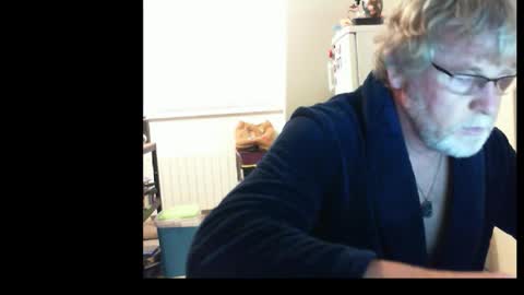 ptitrouquin online show from October 15, 5:42 pm