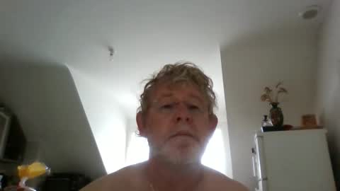 ptitrouquin online show from September 17, 7:09 am