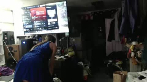 puff0169 online show from April 9, 7:36 am