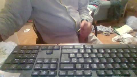 pup_y online show from October 26, 6:37 am