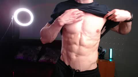 puremenshape online show from April 25, 4:37 pm
