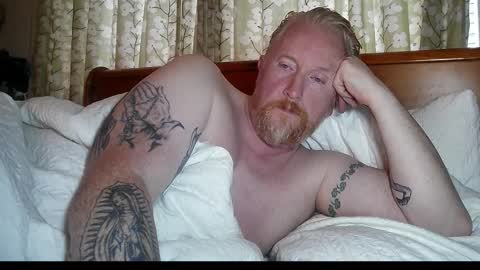 Snapshot of r_o_h_a_n chatting on September 17, 8:04 am r_o_h_a_n online show from September 17, 8:04 am