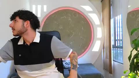 R A F A E L online show from September 9, 10:19 pm