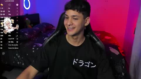  A independent Model  online show from November 10, 12:04 am