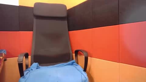 rascalpup online show from February 25, 11:00 pm