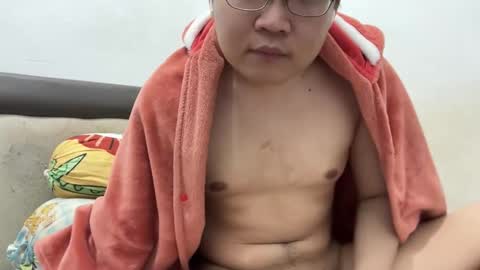 randomnaut online show from January 17, 8:00 pm