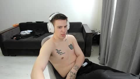 Ray online show from April 3, 7:38 am