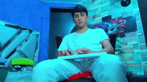 rayan_black online show from December 21, 3:58 am