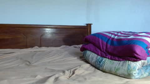 eyan online show from April 2, 1:47 am