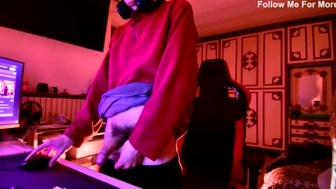 rcomi4 online show from November 2, 5:06 pm