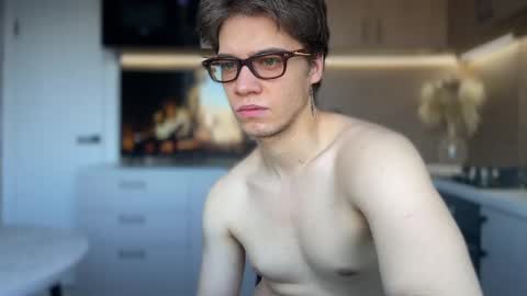 AliceEve online show from February 20, 12:36 pm