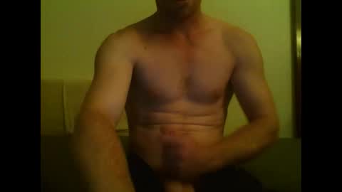 redfur_tigrrluvr online show from February 15, 12:43 pm