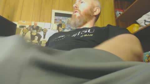 theredhead4fun online show from January 11, 4:36 pm