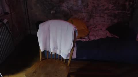 RedHead6Inch online show from September 18, 2:46 am