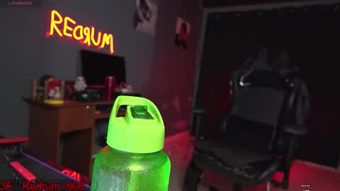 Red online show from November 3, 5:37 pm