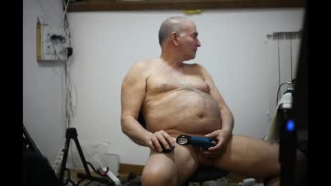 renefr online show from March 8, 12:20 am