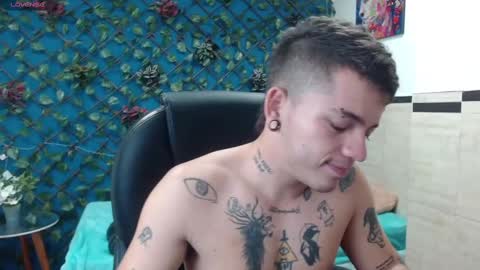 R E N E  online show from March 6, 11:47 am