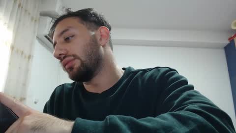 Snapshot of revivedunknown chatting on February 11, 11:54 am Chris online show from February 11, 11:54 am