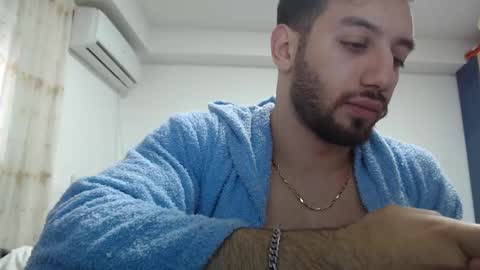 Snapshot of revivedunknown chatting on January 18, 2:23 pm Chris online show from January 18, 2:23 pm