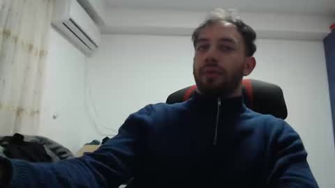 Snapshot of revivedunknown chatting on February 13, 6:48 pm Chris online show from February 13, 6:48 pm