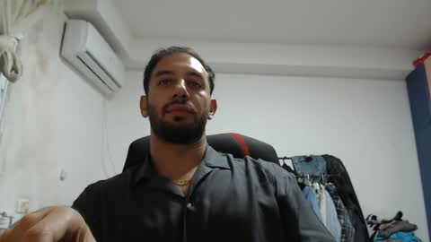 Snapshot of revivedunknown chatting on October 27, 5:15 pm Chris online show from October 27, 5:15 pm