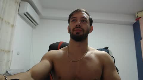 Snapshot of revivedunknown chatting on December 14, 2:42 pm Chris online show from December 14, 2:42 pm