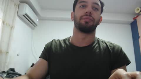 Snapshot of revivedunknown chatting on February 14, 2:23 pm Chris online show from February 14, 2:23 pm