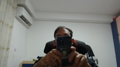 Snapshot of revivedunknown chatting on September 12, 10:32 pm Chris online show from September 12, 10:32 pm