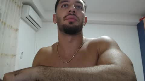 Snapshot of revivedunknown chatting on October 10, 7:07 pm Chris online show from October 10, 7:07 pm