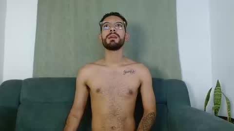 Snapshot of reypablo1 chatting on September 16, 10:54 pm REY PABLO Independent online show from September 16, 10:54 pm